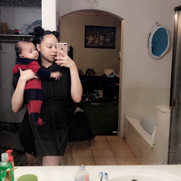 Meet your Posher, Olivia - Picture 2 of 7